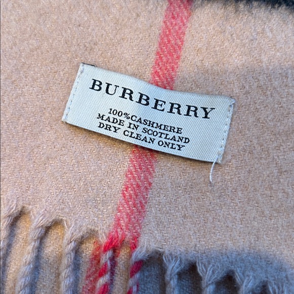 Burberry Heritage Nova Check Cashmere Scarf